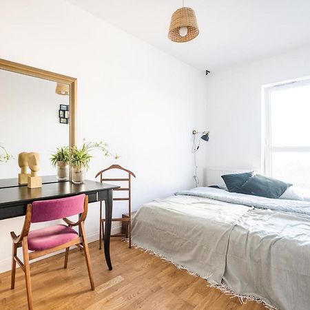 Krucza Apartment ~ Self Check-In 24H ~ Parking And Lift Wroclaw Bagian luar foto