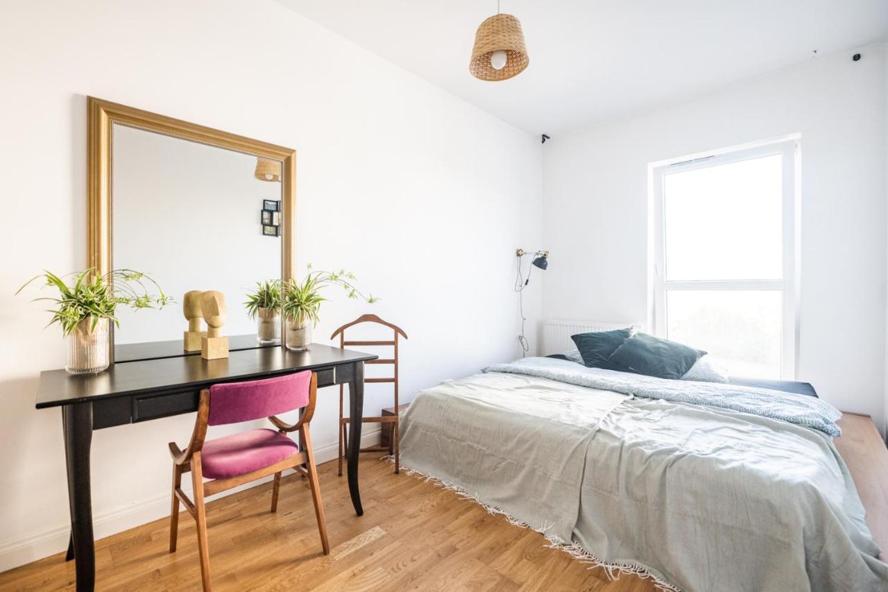 Krucza Apartment ~ Self Check-In 24H ~ Parking And Lift Wroclaw Bagian luar foto